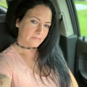 Meet your Posher, Dana